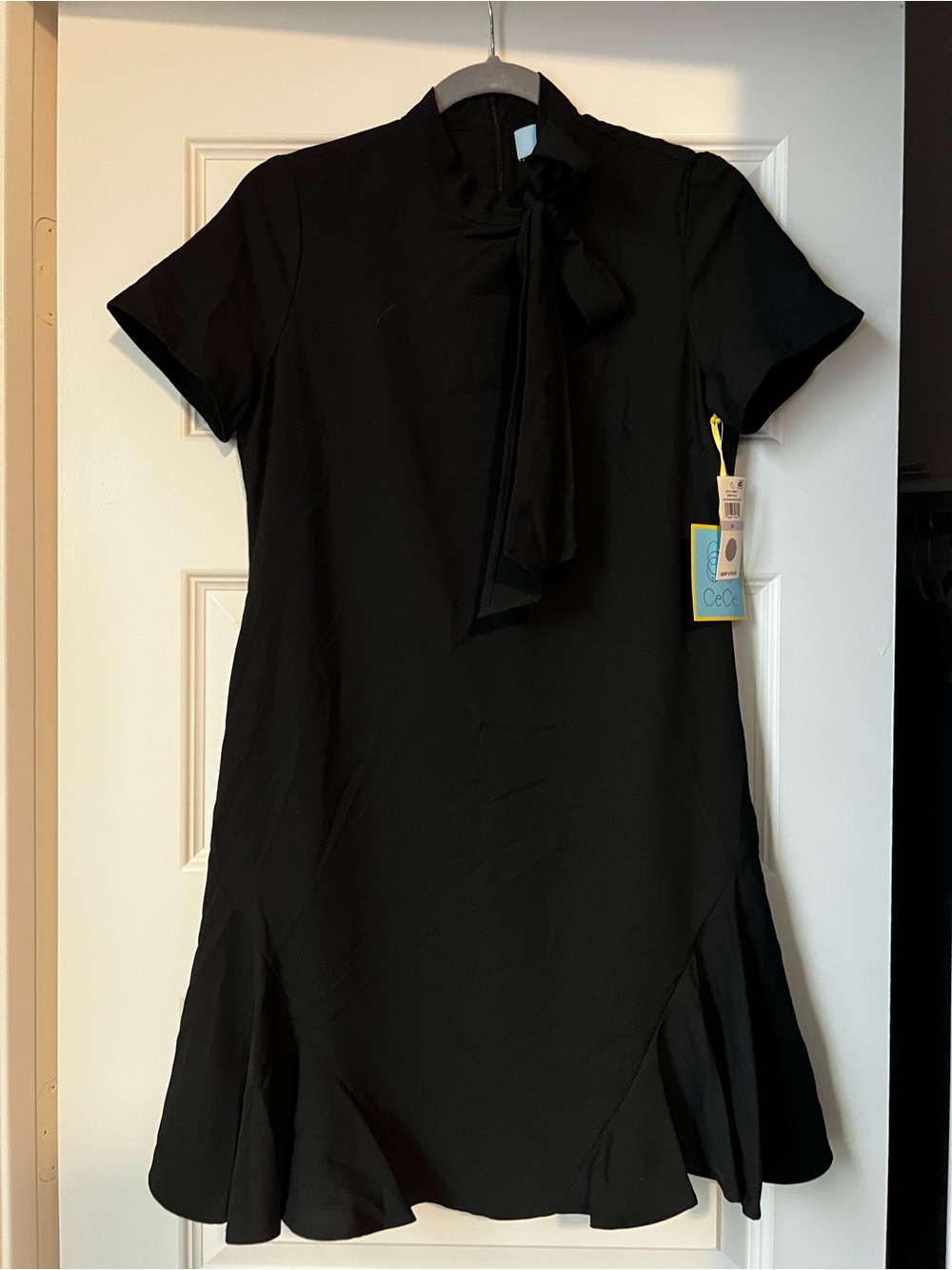 NWT CeCe Bow Neck Short Sleeve A-Line Dress in rich black